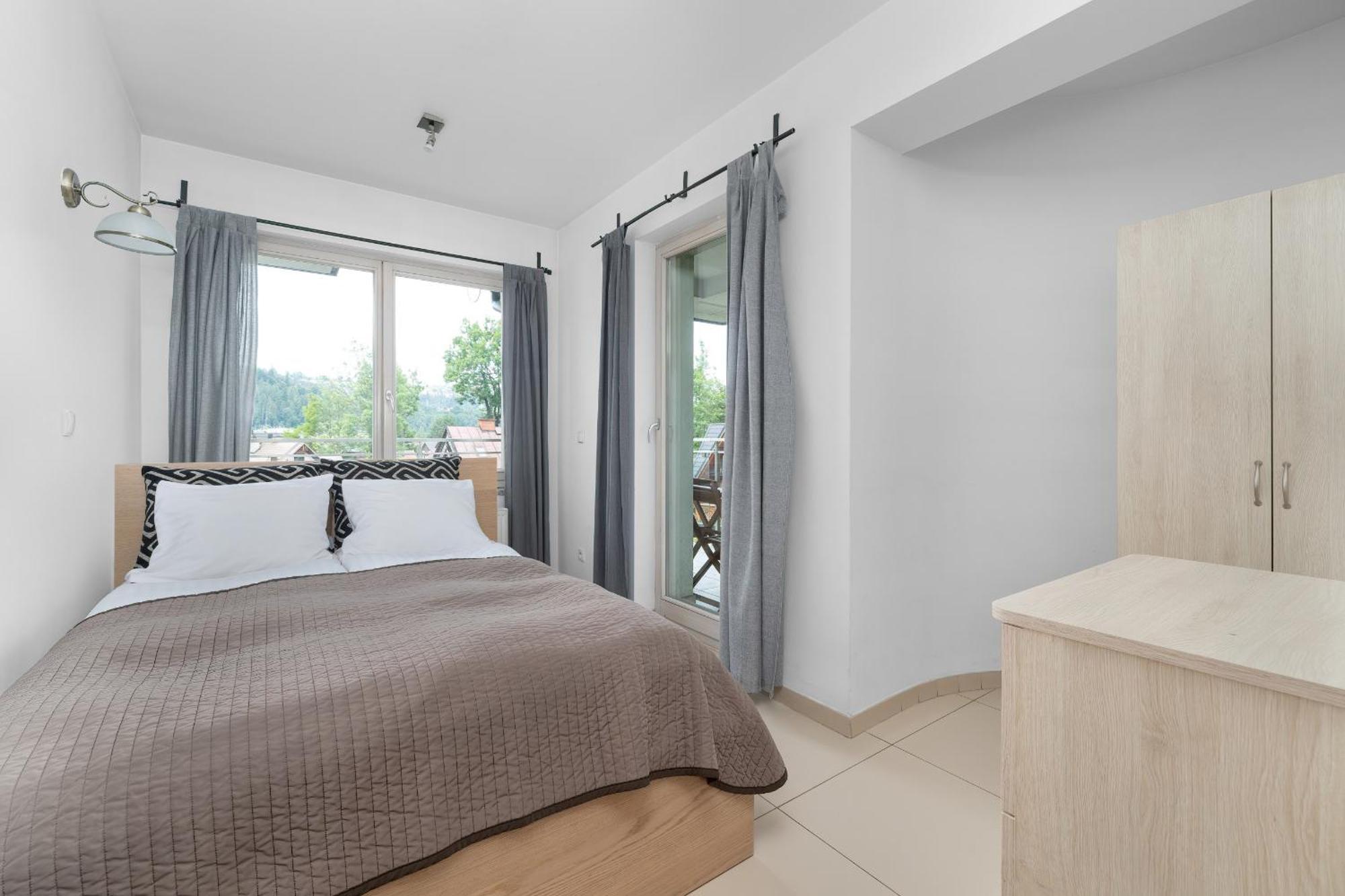 Przestronne Apartamenty W Zakopanem Z Trzema Sypialniami I Parkingiem By Noclegi Renters Dış mekan fotoğraf